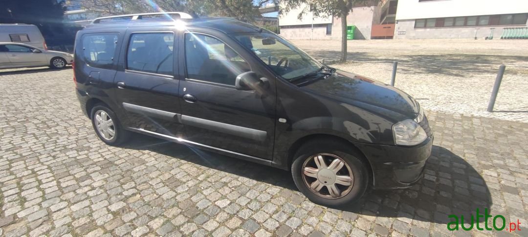 2012' Dacia Logan Mcv photo #3