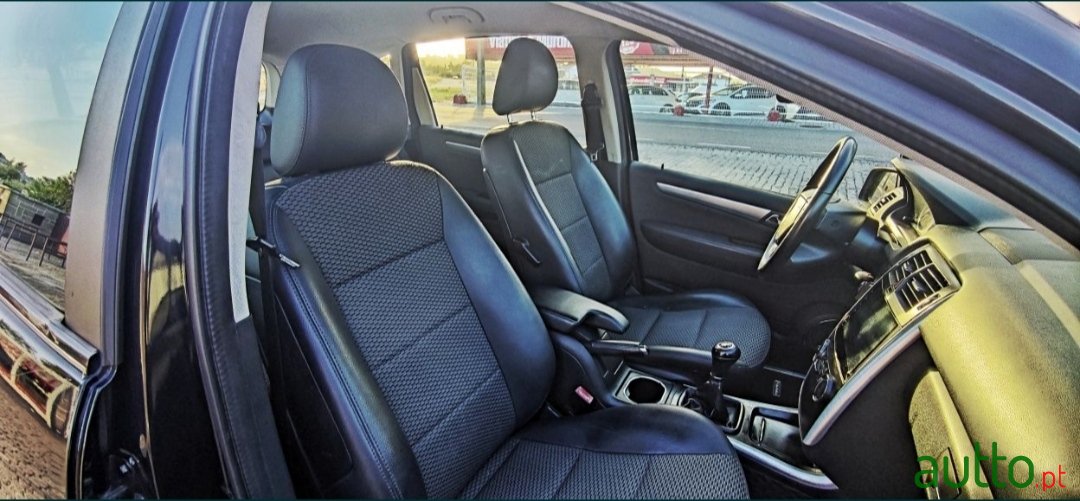 2010' Mercedes-Benz B 180 photo #5