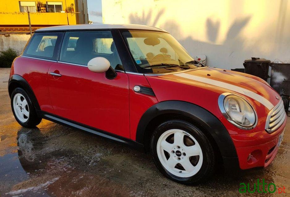2008' MINI Cooper D photo #1
