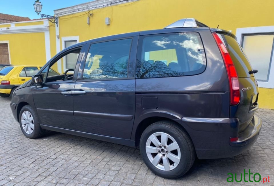 2005' Citroen C8 photo #4