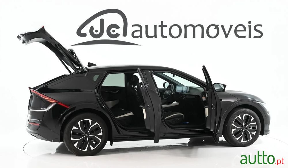 2024' Kia EV6 77.4 Kwh Gt-Line photo #6