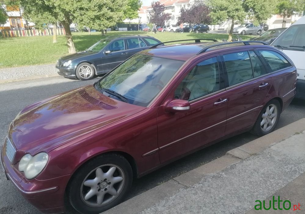 2002' Mercedes-Benz Classe C photo #1