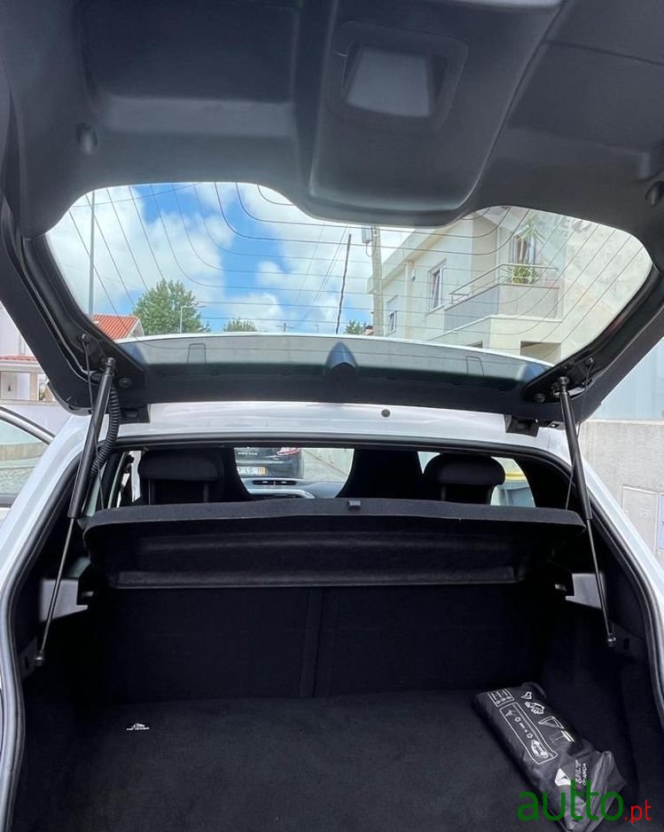 2018' Renault Twingo 1.0 Sce Limited photo #3