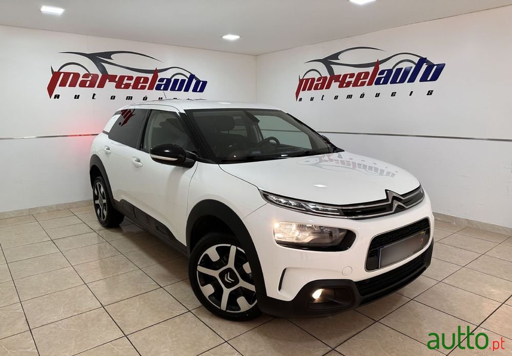 2019' Citroen C4 Cactus photo #3
