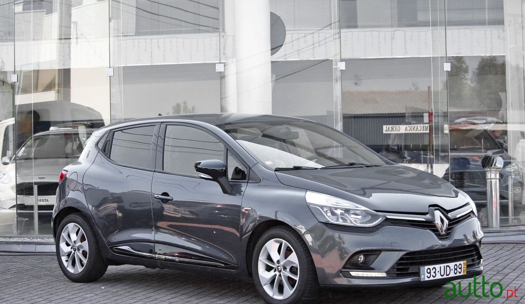 2018' Renault Clio photo #1