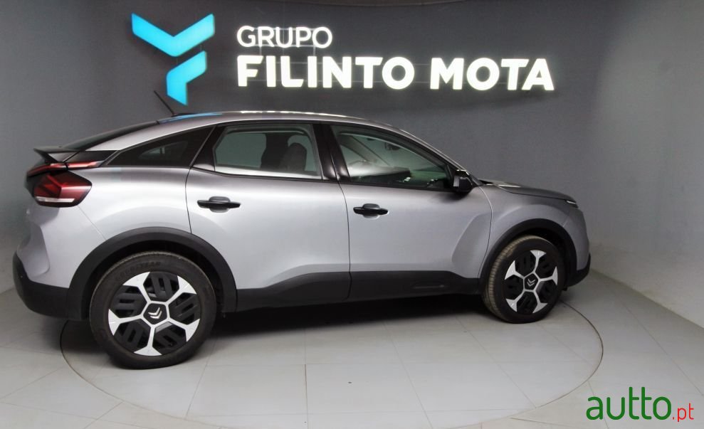 2024' Citroen C4 photo #2