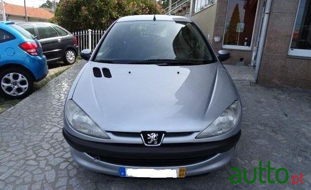 2000' Peugeot 206 1.1 Xt photo #4