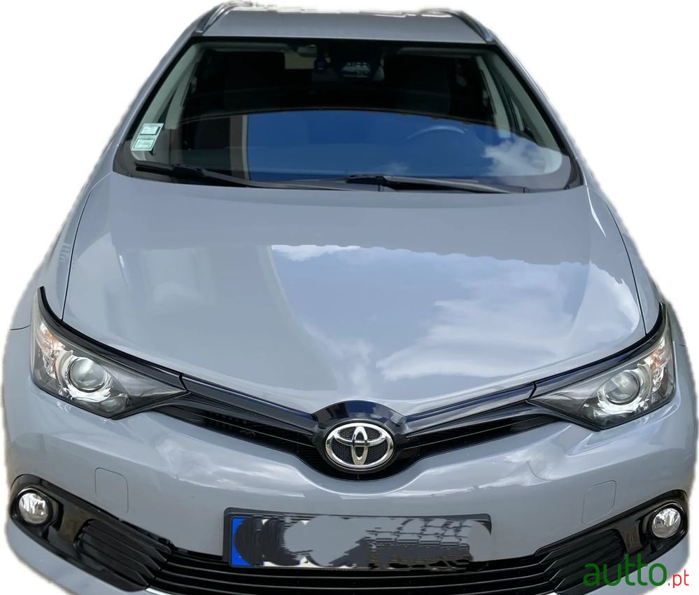 2018' Toyota Auris Touring Sports photo #3
