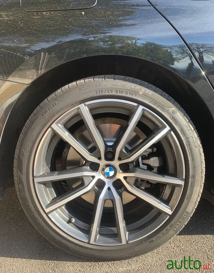 2020' BMW 330 E Auto photo #6