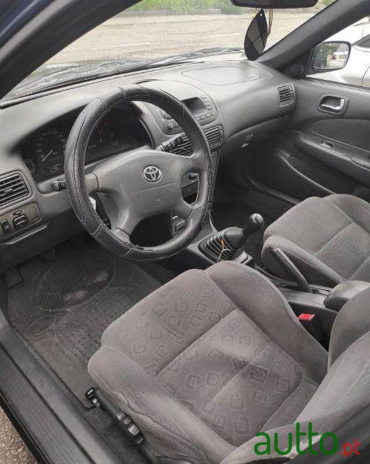 2000' Toyota Corolla photo #3
