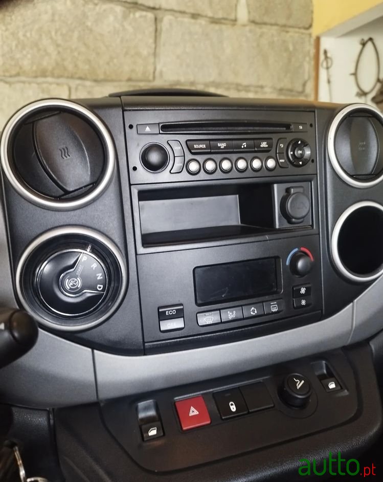 2020' Peugeot E-Partner photo #4