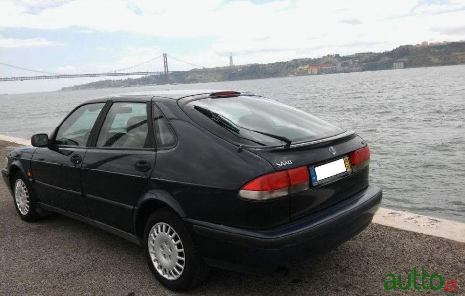 2000' Saab 9-3 2.0 S photo #1