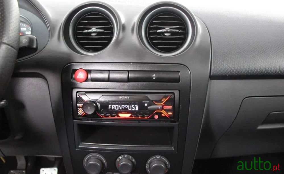 2007' SEAT Ibiza photo #4