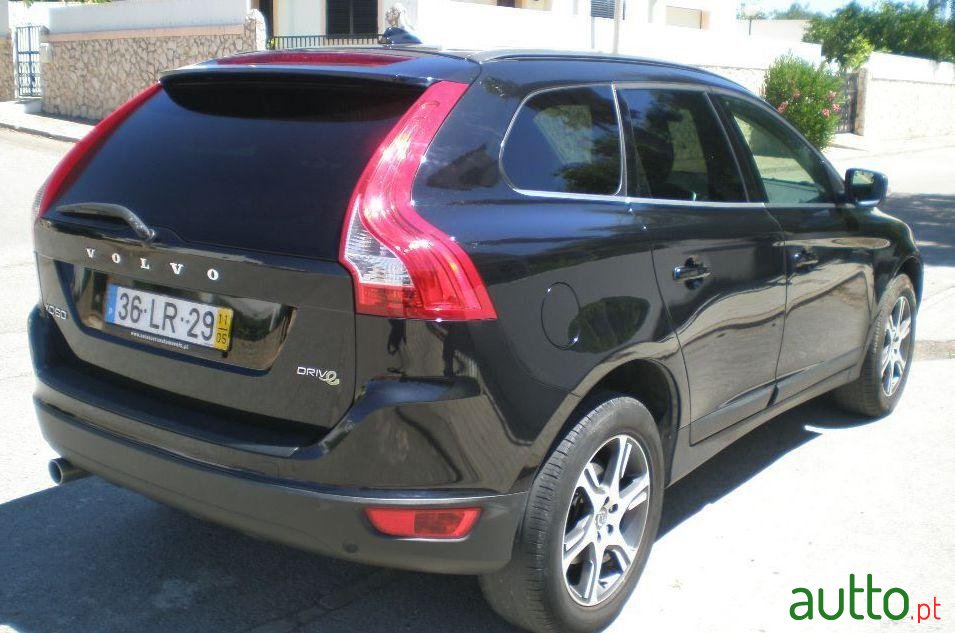 2011' Volvo Xc-60 photo #1