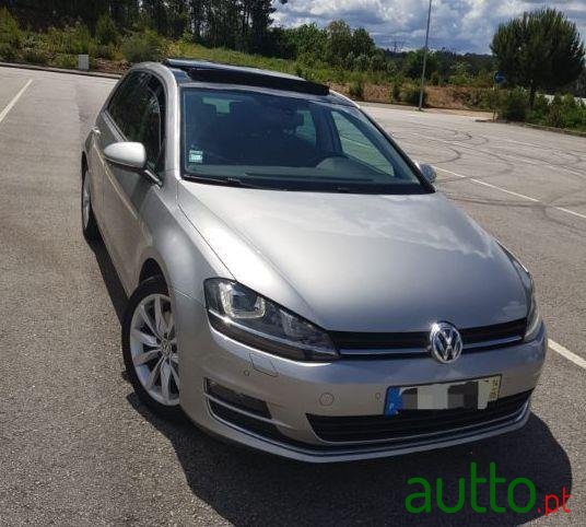 2014' Volkswagen Golf photo #2