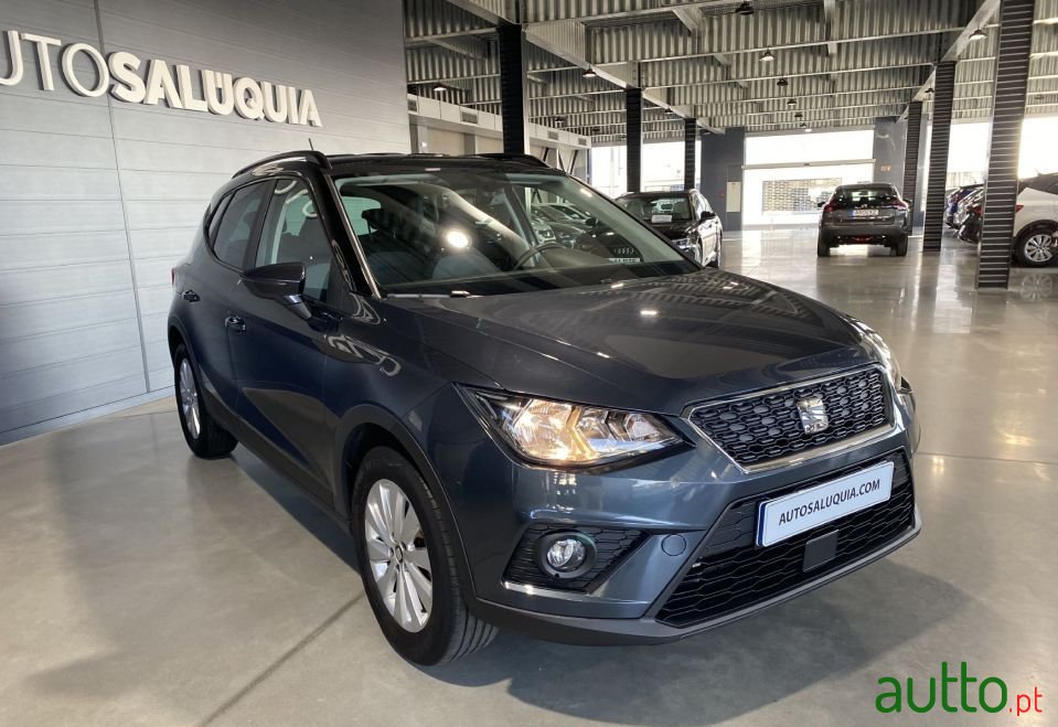 2021' SEAT Arona photo #6