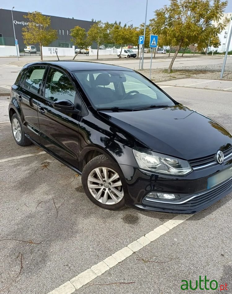 2017' Volkswagen Polo photo #3