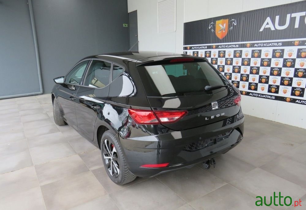 2017' SEAT Leon photo #5