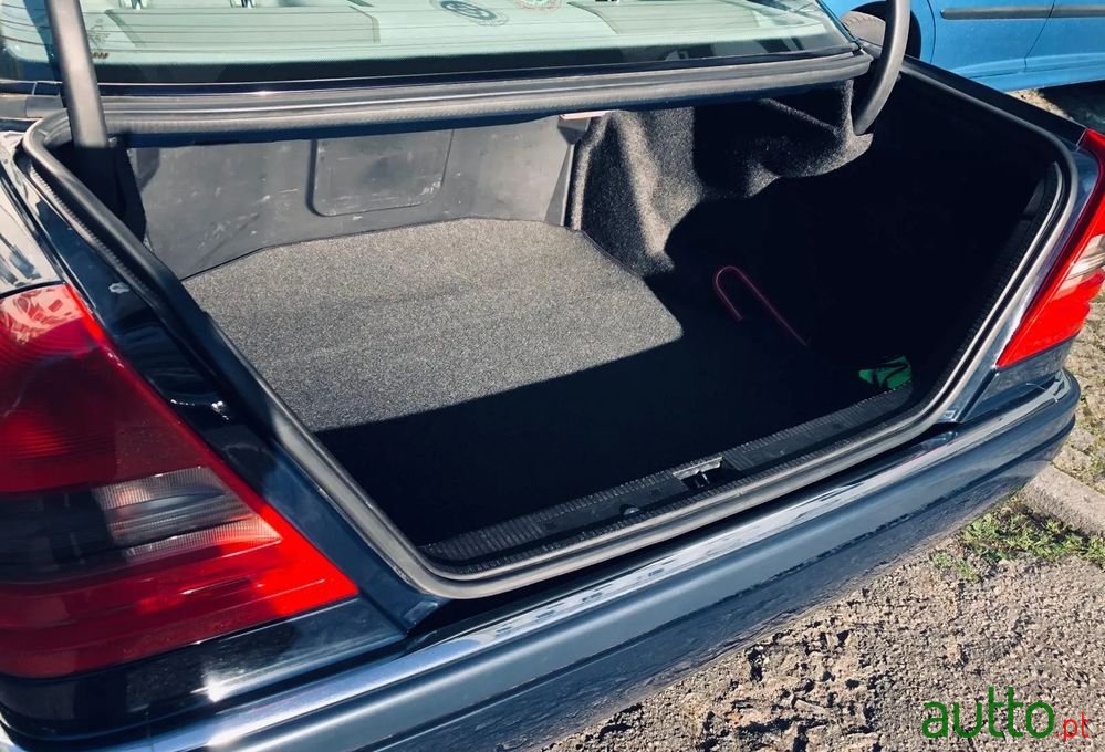 1997' Mercedes-Benz Classe C photo #6