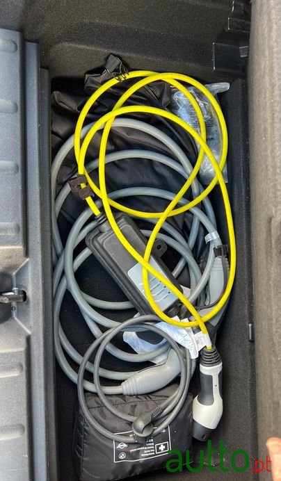 2019' MINI Cooper Se photo #5