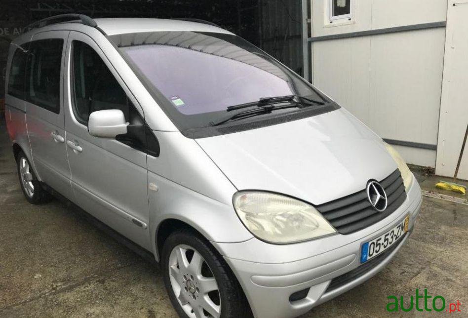 2005' Mercedes-Benz Vaneo photo #2
