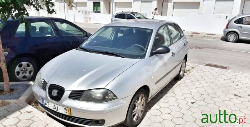 2005' SEAT Ibiza photo #1