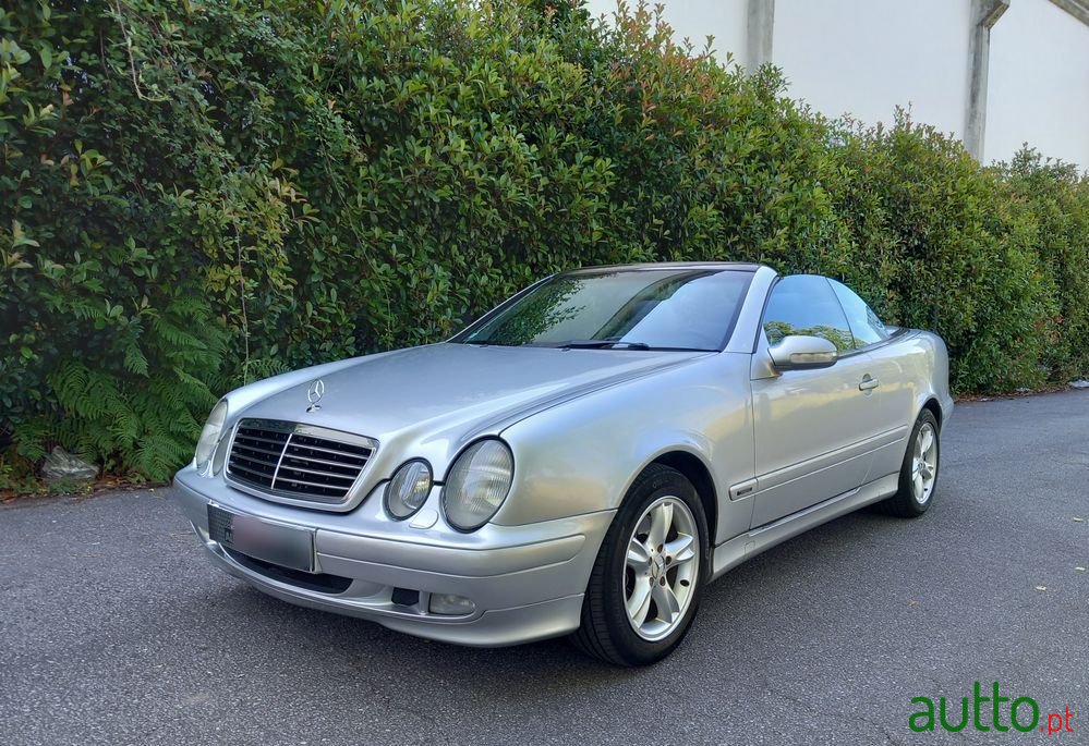 2001' Mercedes-Benz Classe Clk photo #1