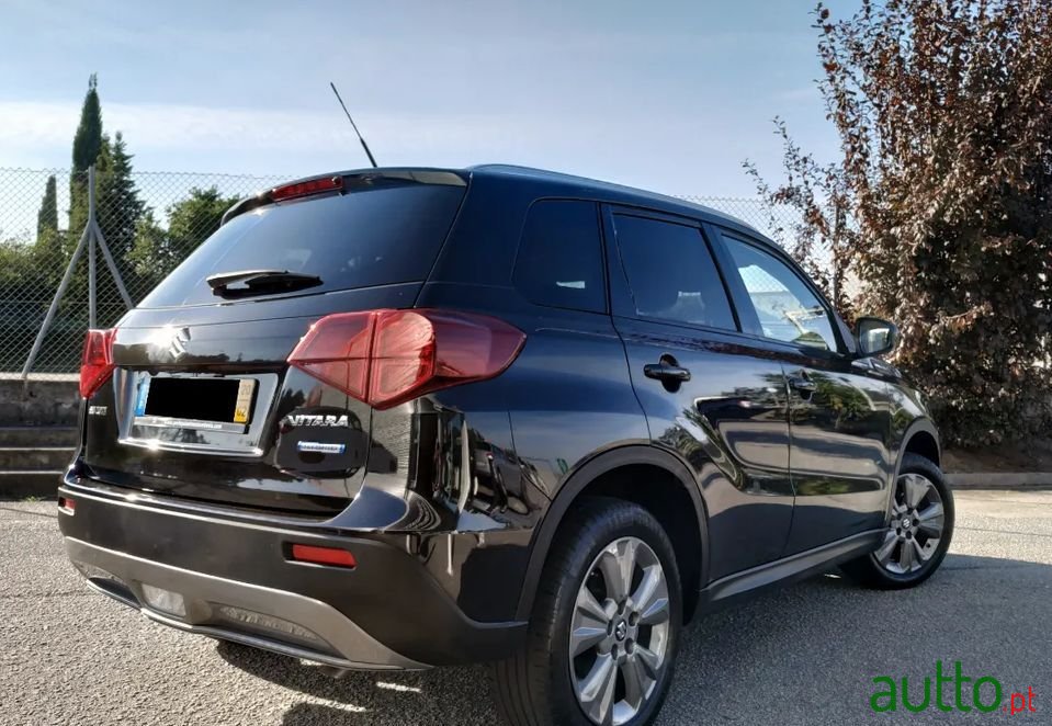 2020' Suzuki Vitara photo #4