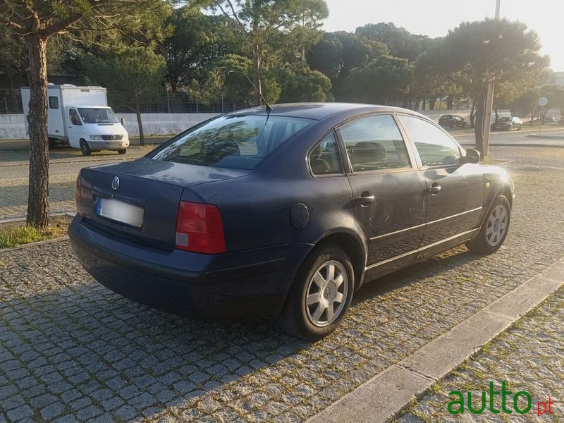 1997' Volkswagen Passat 1.9 Cl Tdi photo #2