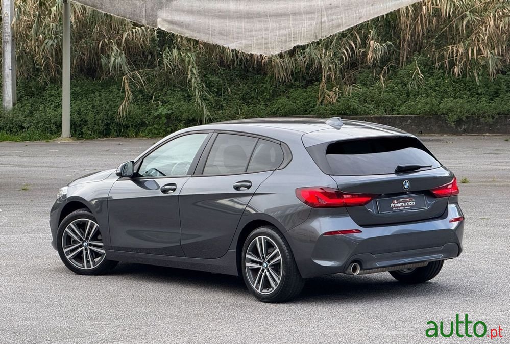 2021' BMW Série 1 I Advantage photo #4