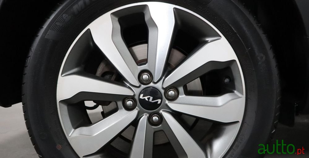 2023' Kia Stonic 1.2 Move photo #6