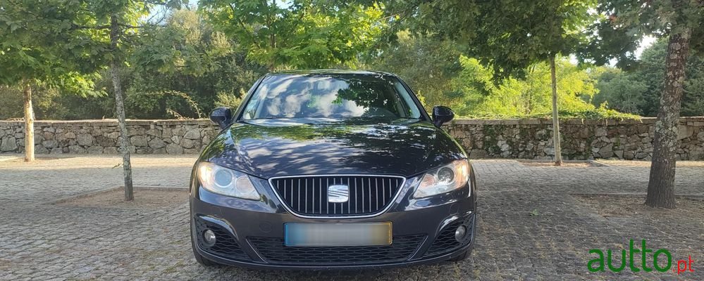 2009' SEAT Exeo 2.0 Tdi Sport photo #2