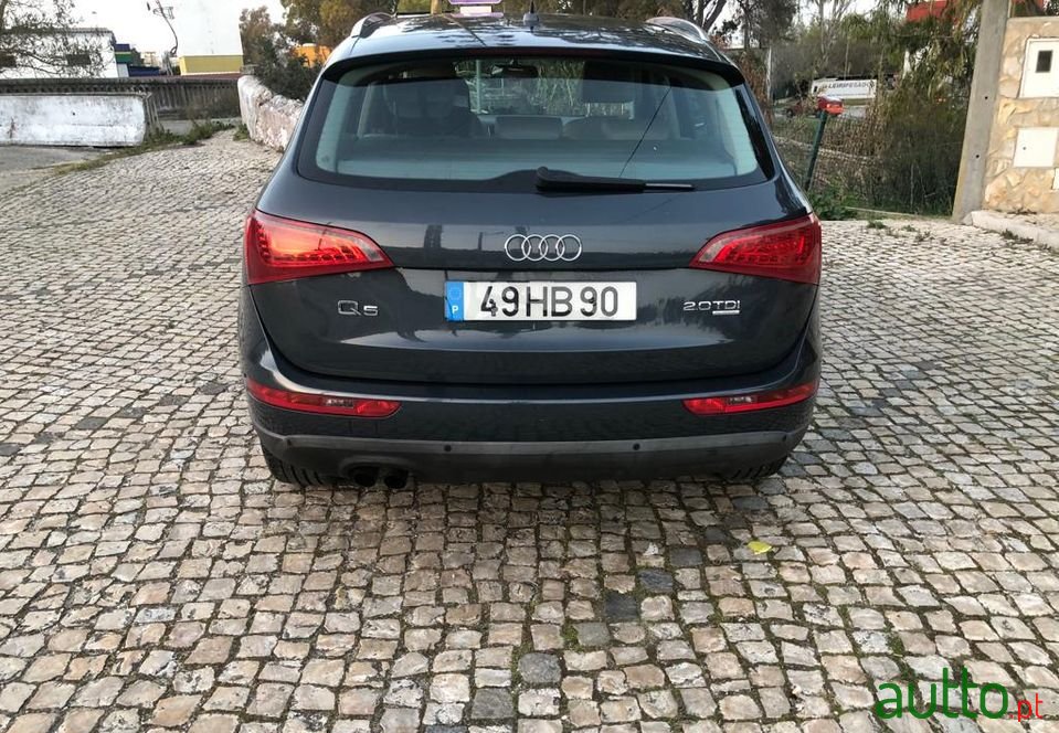 2008' Audi Q5 photo #2