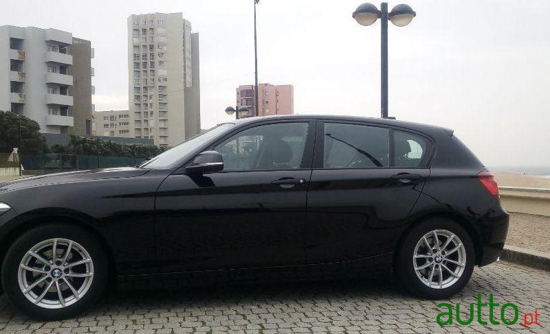 2013' BMW 116 Executivo Dinamic photo #2