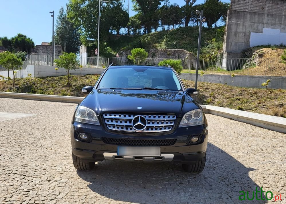 2006' Mercedes-Benz Classe M Cdi photo #1