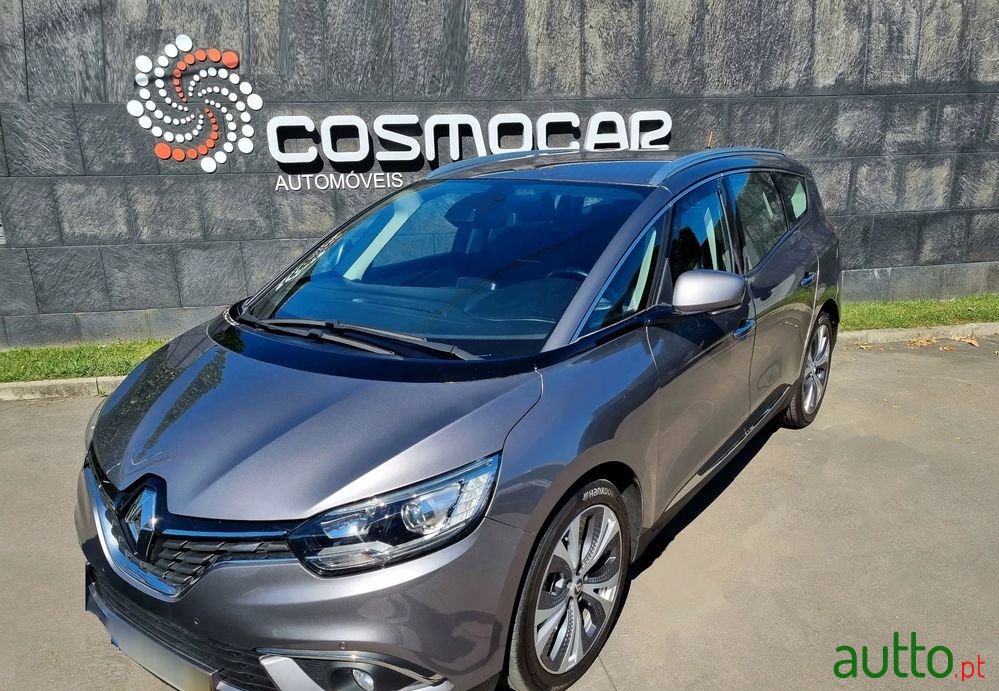 2017' Renault Grand Scenic photo #1