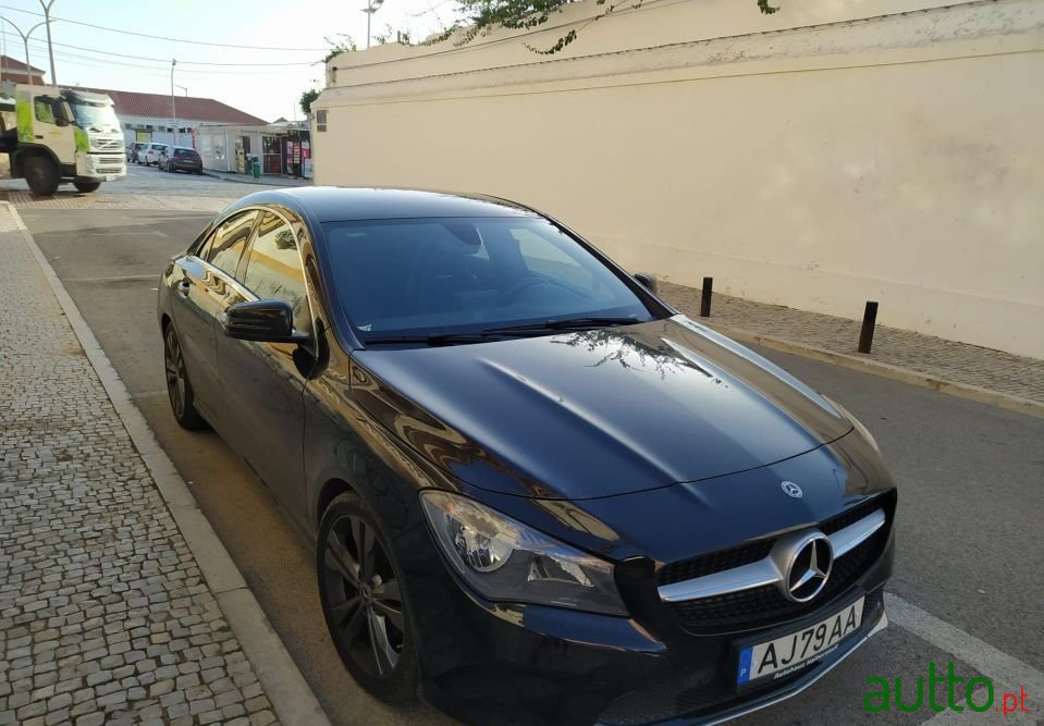 2018' Mercedes-Benz Cla-200 photo #1
