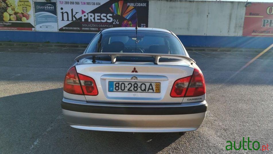 2000' Mitsubishi Carisma photo #2