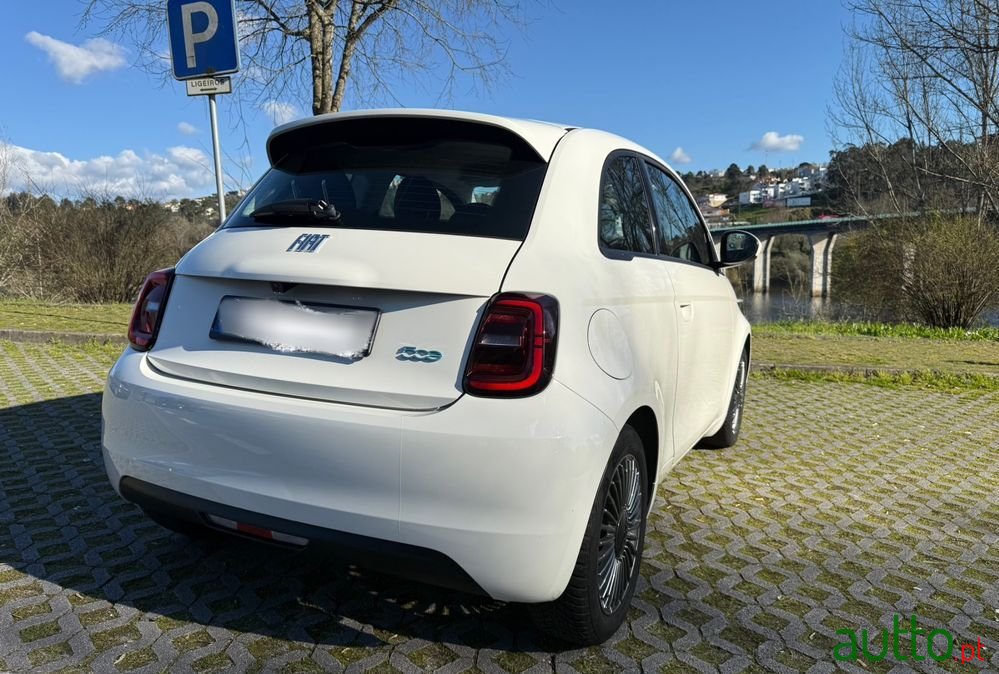 2022' Fiat 500e 42Kwh photo #4