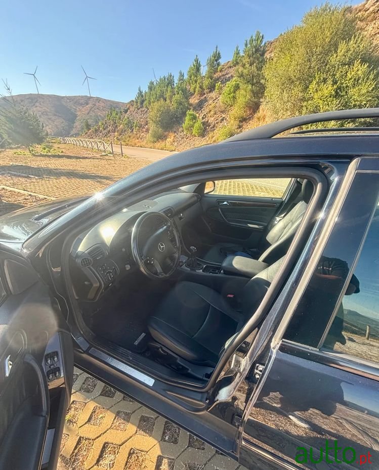 2001' Mercedes-Benz Classe C photo #5