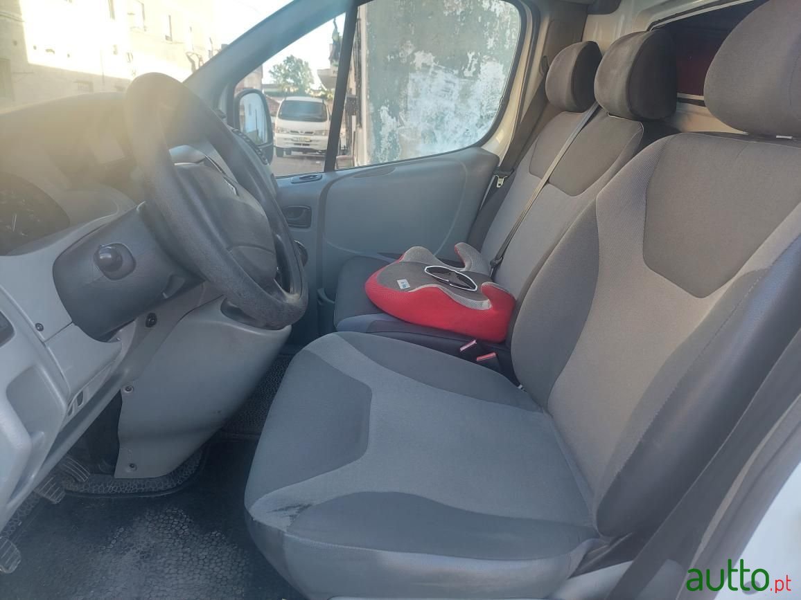 2009' Renault Trafic photo #3