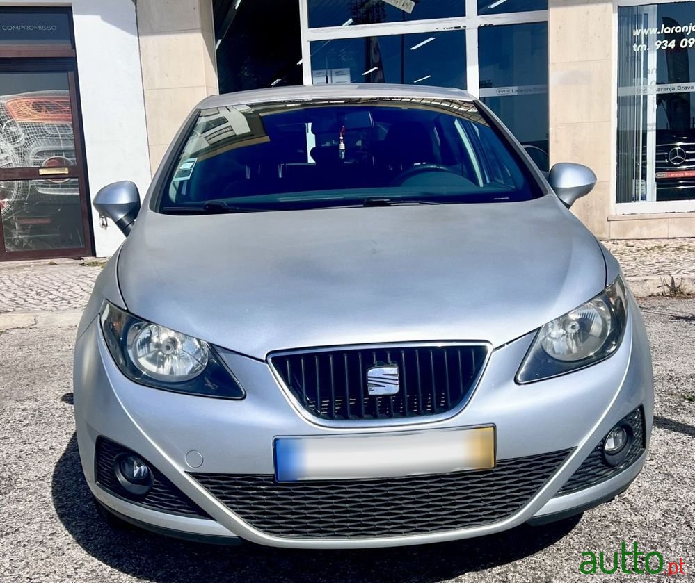 2011' SEAT Ibiza 1.2 Tdi Style Dpf photo #2
