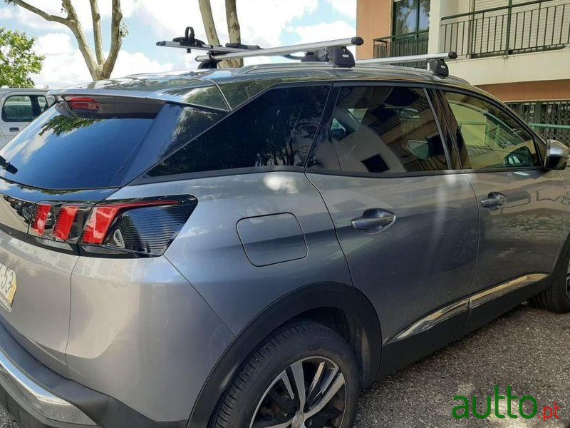 2017' Peugeot 3008 1600 Allure photo #3