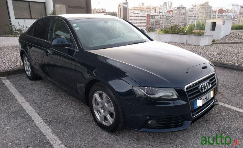 2009' Audi A4 2.0 Tdi photo #1