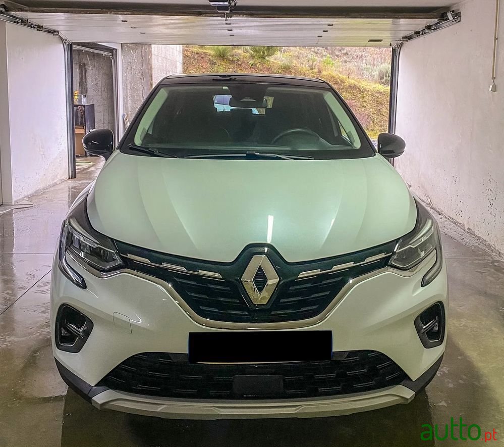 2020' Renault Captur photo #3