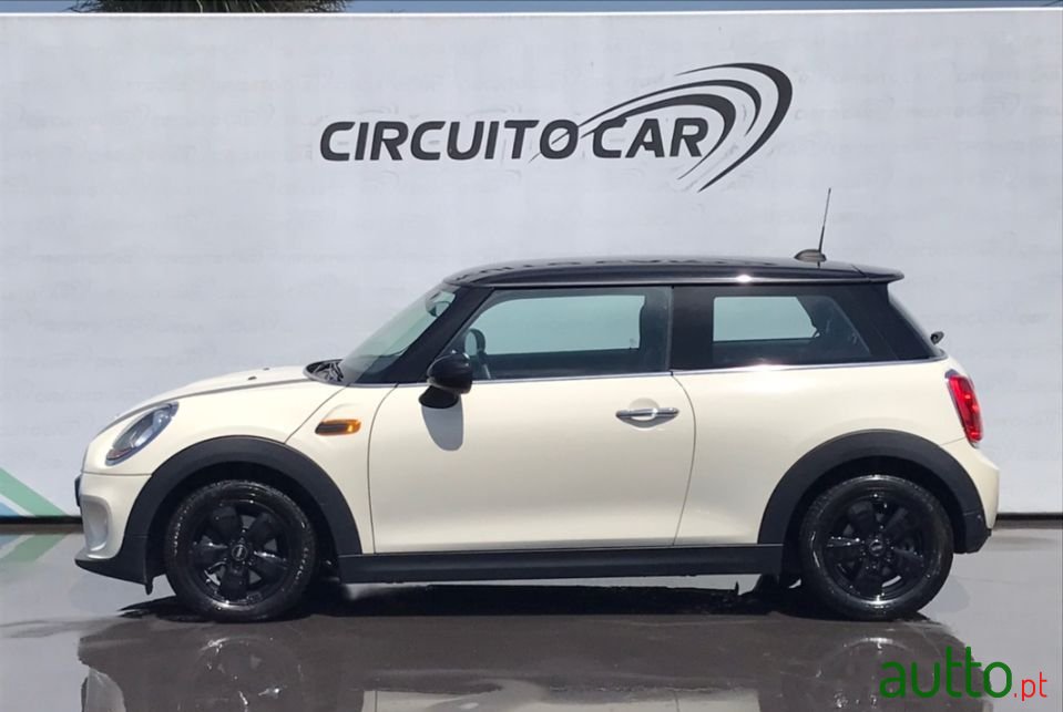 2015' MINI One photo #2