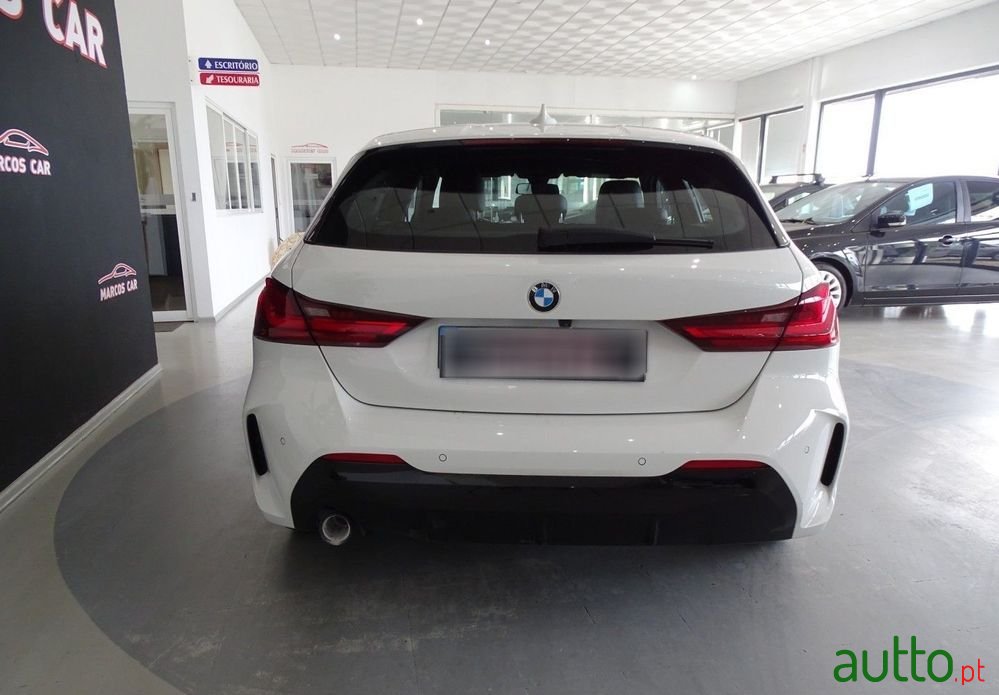 2021' BMW 116 D Pack M Auto photo #4