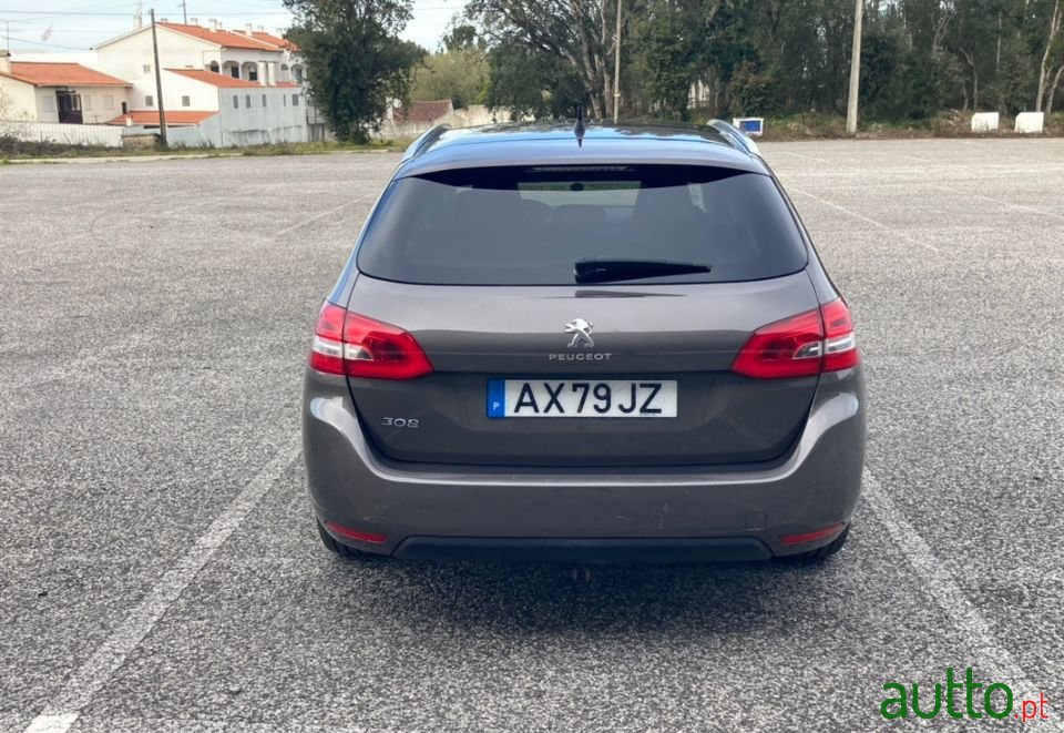 2015' Peugeot 308 Sw photo #5