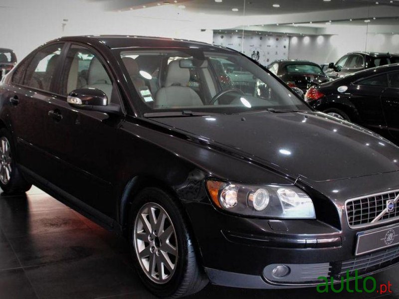 2006' Volvo S40 1.6 D Nível 1 photo #1