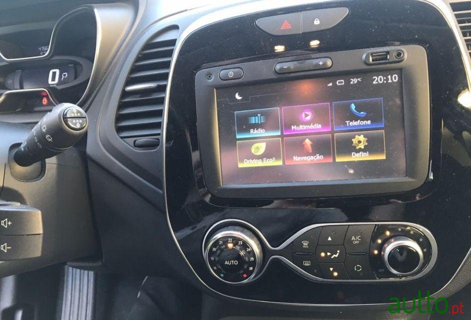 2018' Renault Captur photo #2